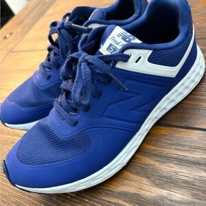 New Balance Woman’s Blue Athletic Shoes